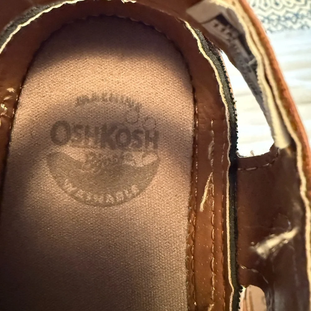 OshKosh B'gosh Tan Kids Sandals